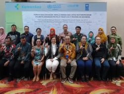 Pemerintah Daerah Se-provinsi Mendukung Lintas Sektor/ Program Pin Polio Tahap II