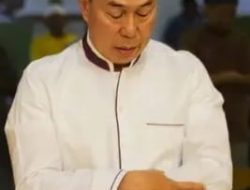 Gubernur Sultra Laksanakan Sholat Tarawih dan Witir dan Bagikan 305 Paket Sembako.