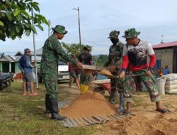 Hari Keempat Satgas TMMD dan Masyarakat Pasang Batu Bata Teras Masjid Al-Mukmin