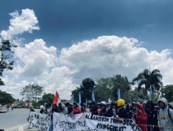 Tolak Represi Aparat, Mahasiswa Teknik Sultra Tuntut Reformasi Polri dan Pemecatan Oknum Brimob