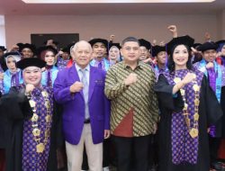 Wali Kota Makassar Tekankan Peran Generasi Muda dalam Ekonomi Kreatif pada Wisuda Polimedia