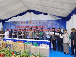 Bea Cukai Sulbagsel Musnahkan Barang Ilegal Senilai Puluhan Miliar Rupiah
